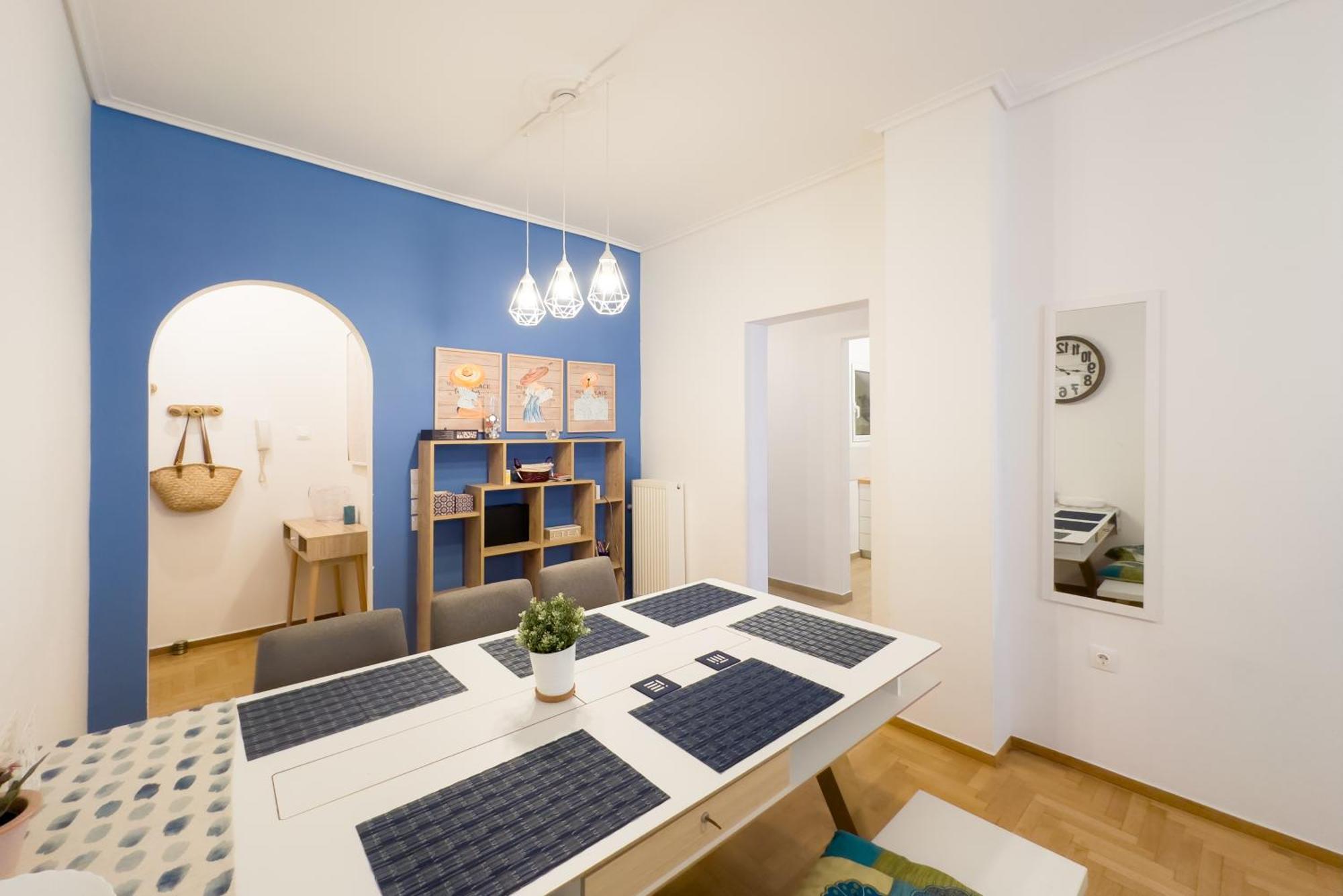 Urban Comfort Apt Near Downtown Athen Eksteriør billede